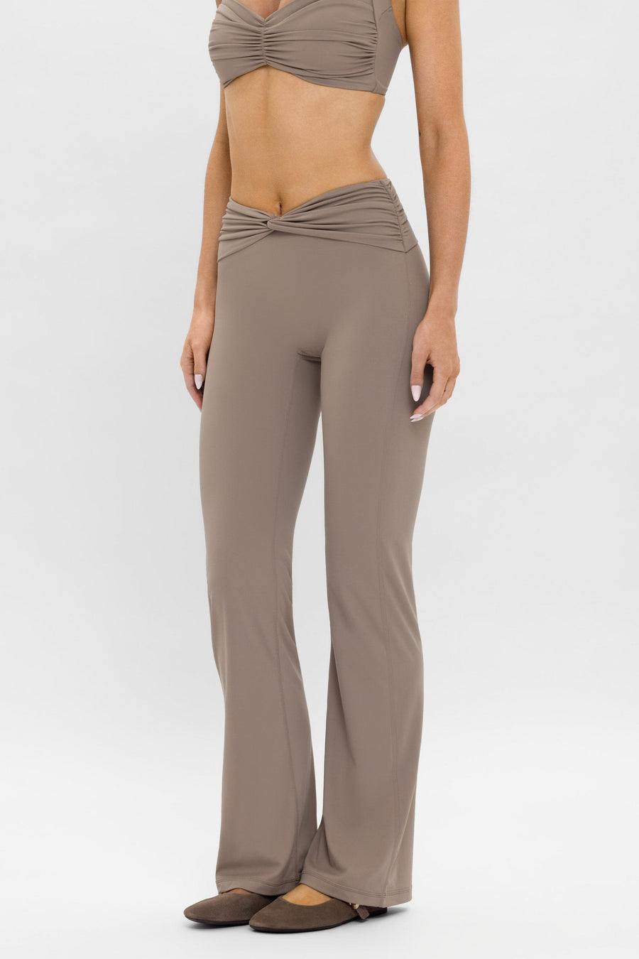 Body Butter™ Twist Pant