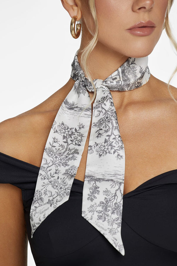 WhiteScarf_04_600x.jpg?v=