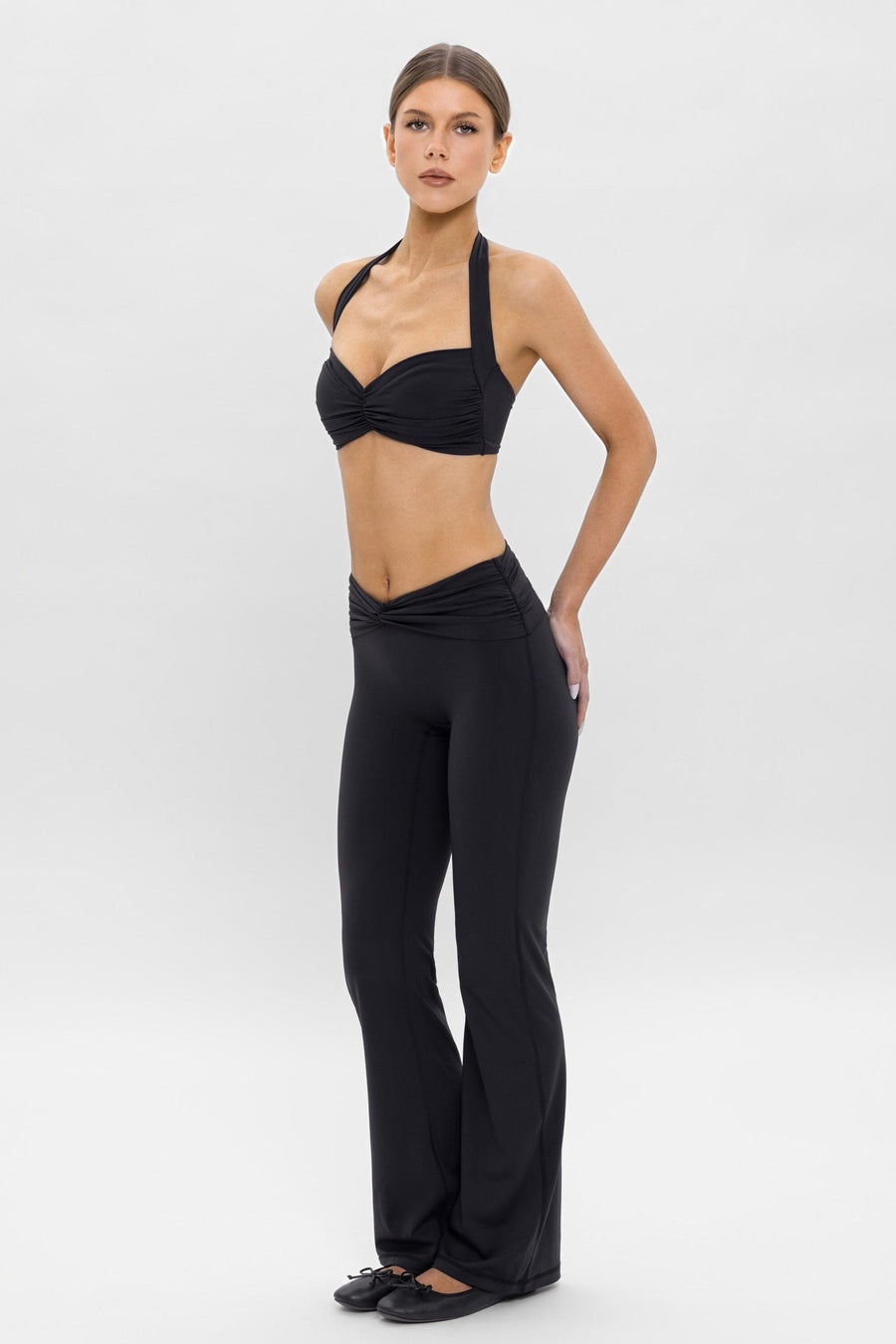 Body Butter™ Twist Pant