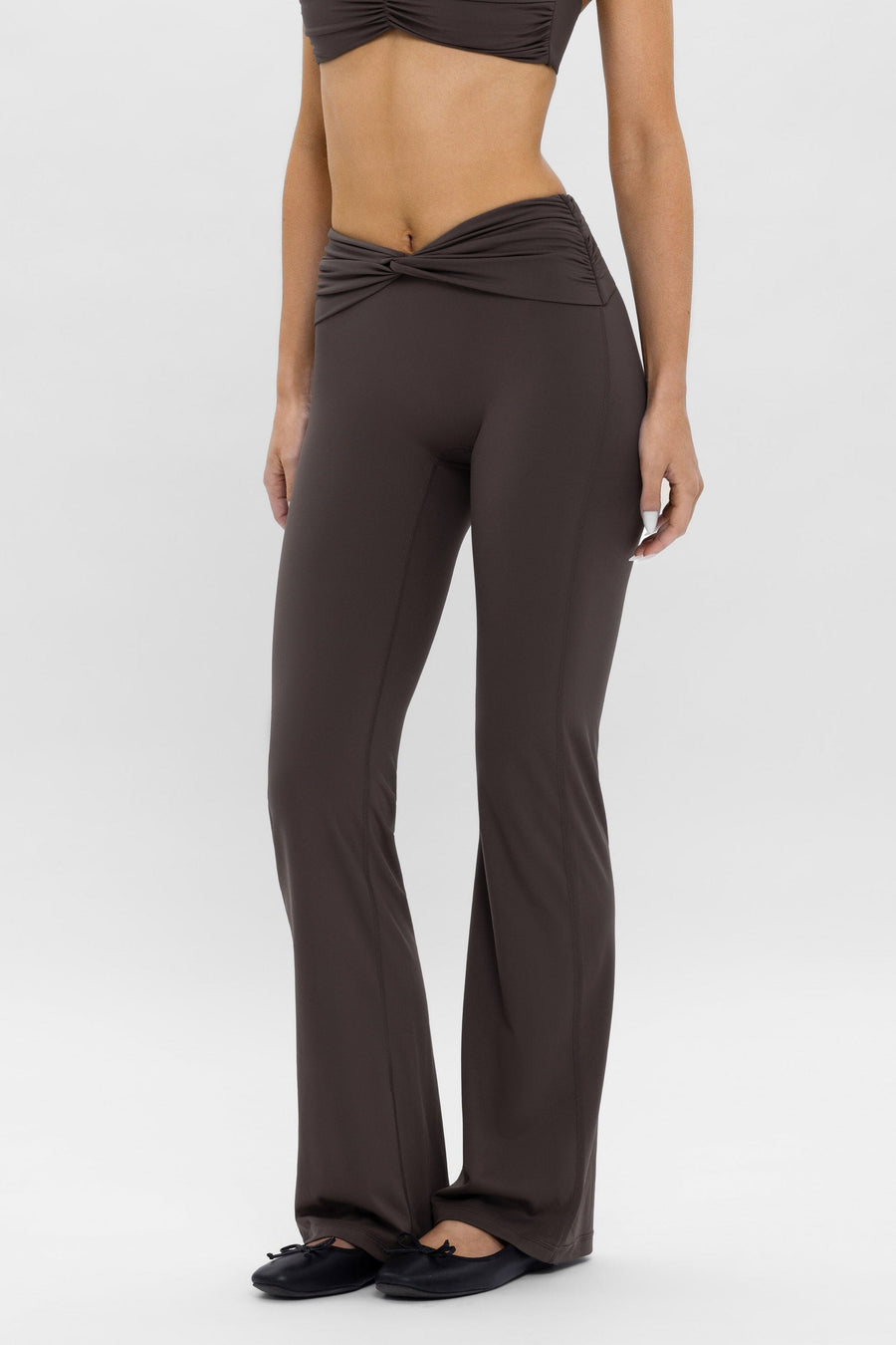 Body Butter™ Twist Pant
