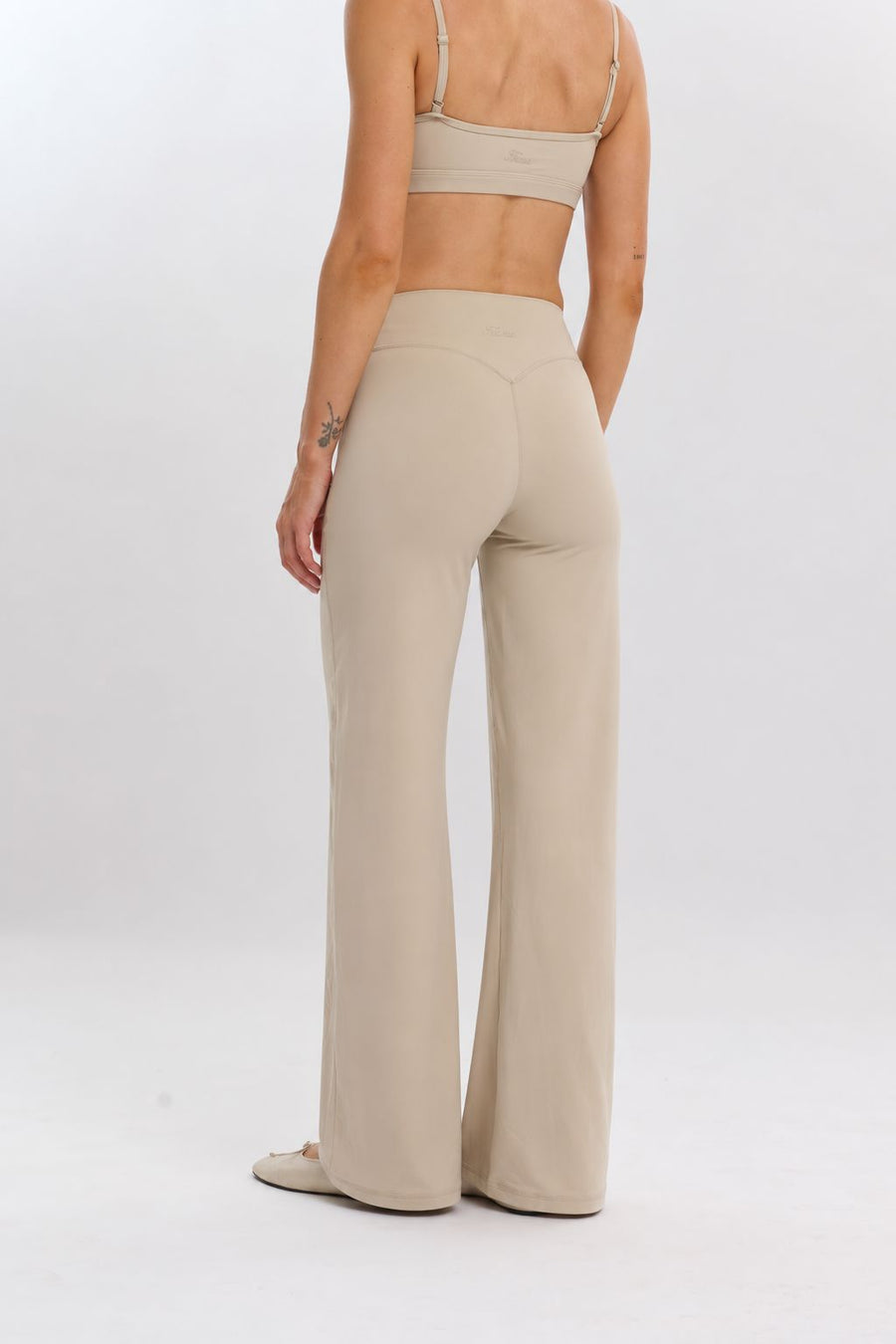 Body Soft™ Effortless Pant