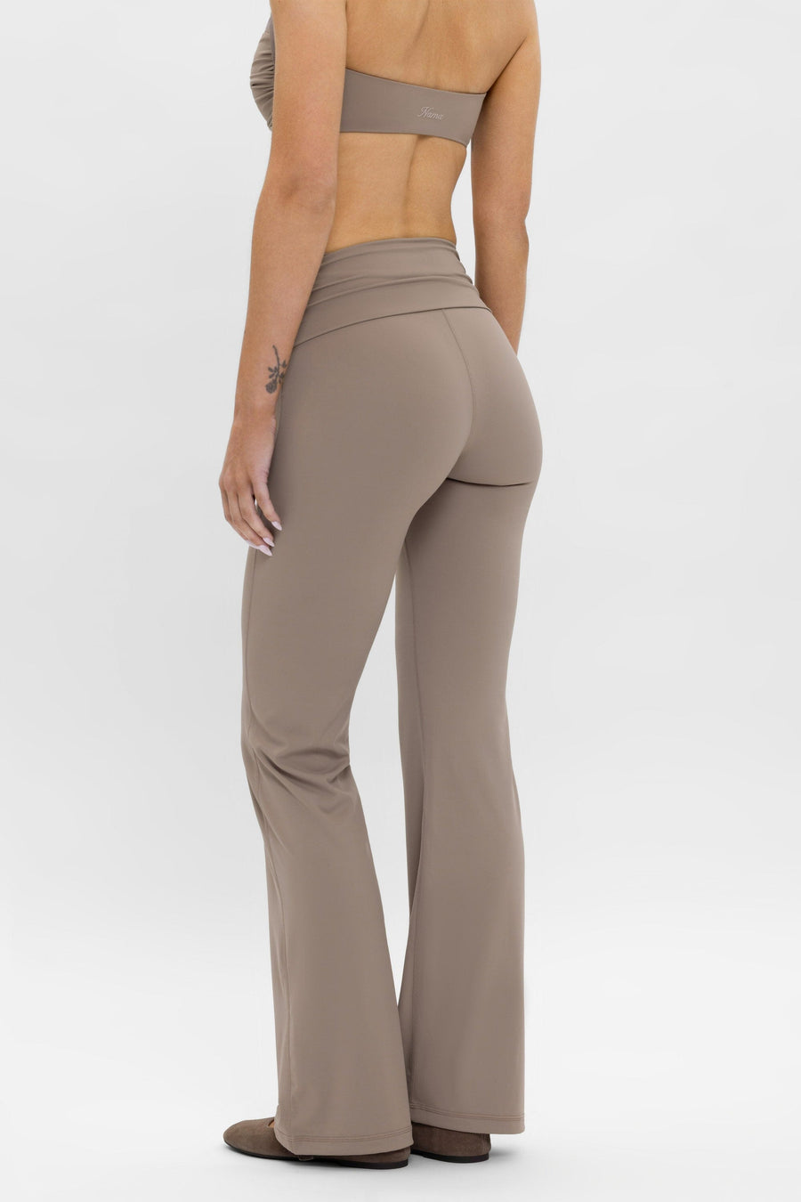 Body Butter™ Twist Pant
