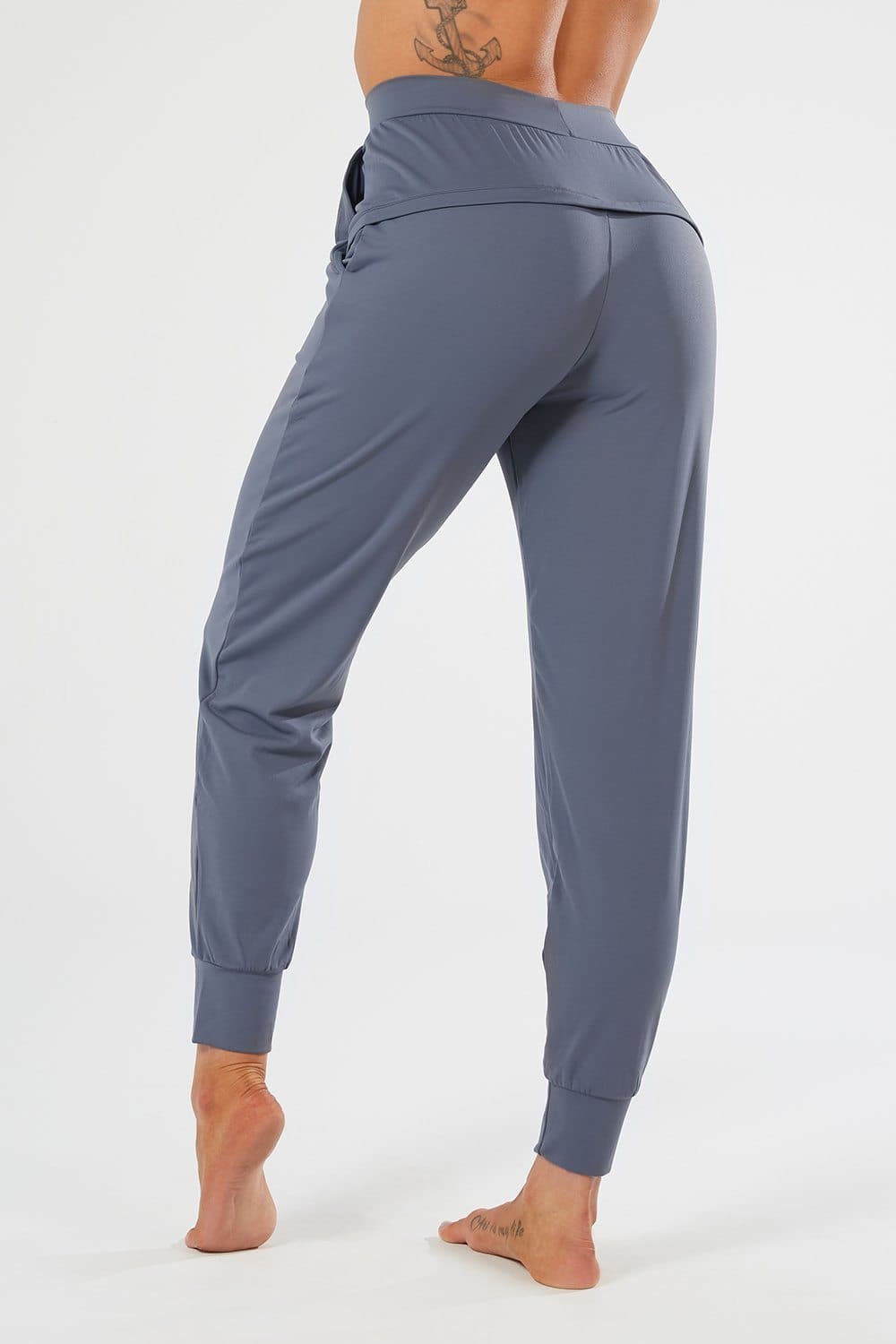 Women's High-Rise Stretch Woven Tapered Jogger Palestine