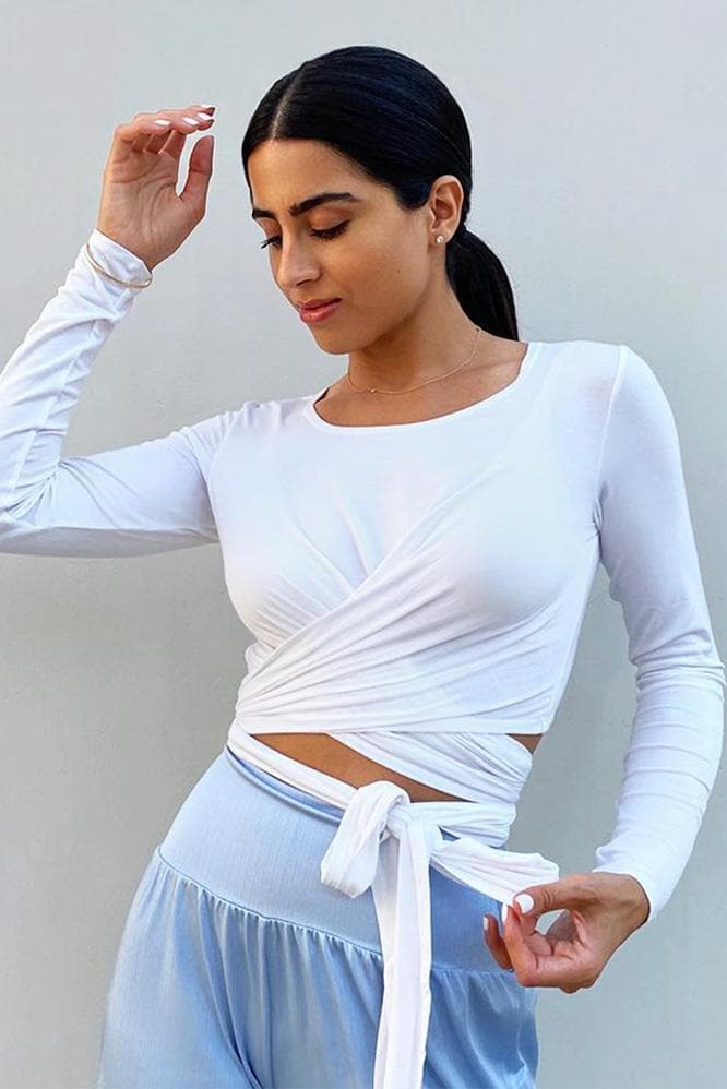 Alana is 5&#39;6&quot; | Wearing Size S